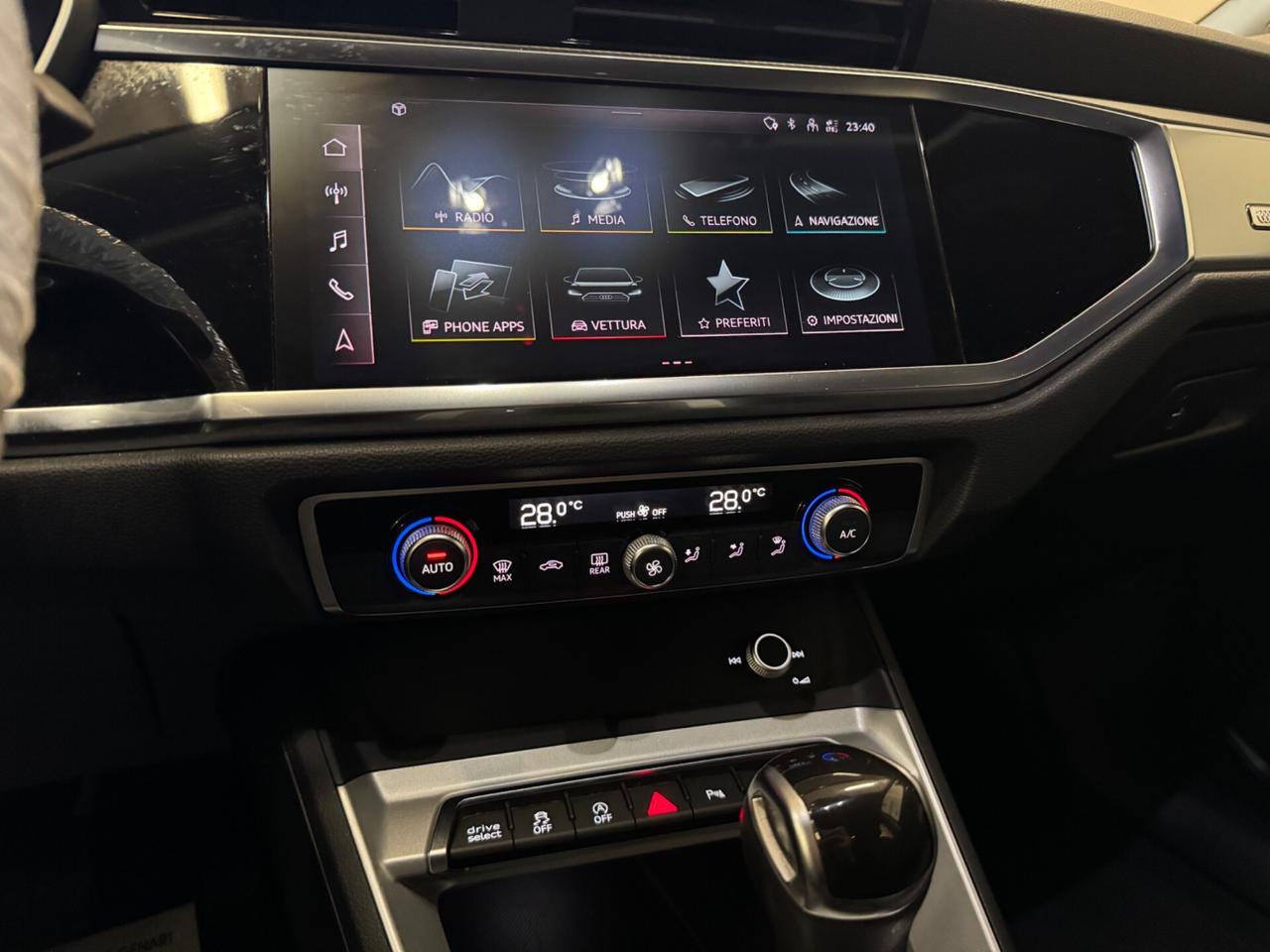 AUDI Q3 SPB 35 TDI S TRONIC IDENTITY BLACK - MY21