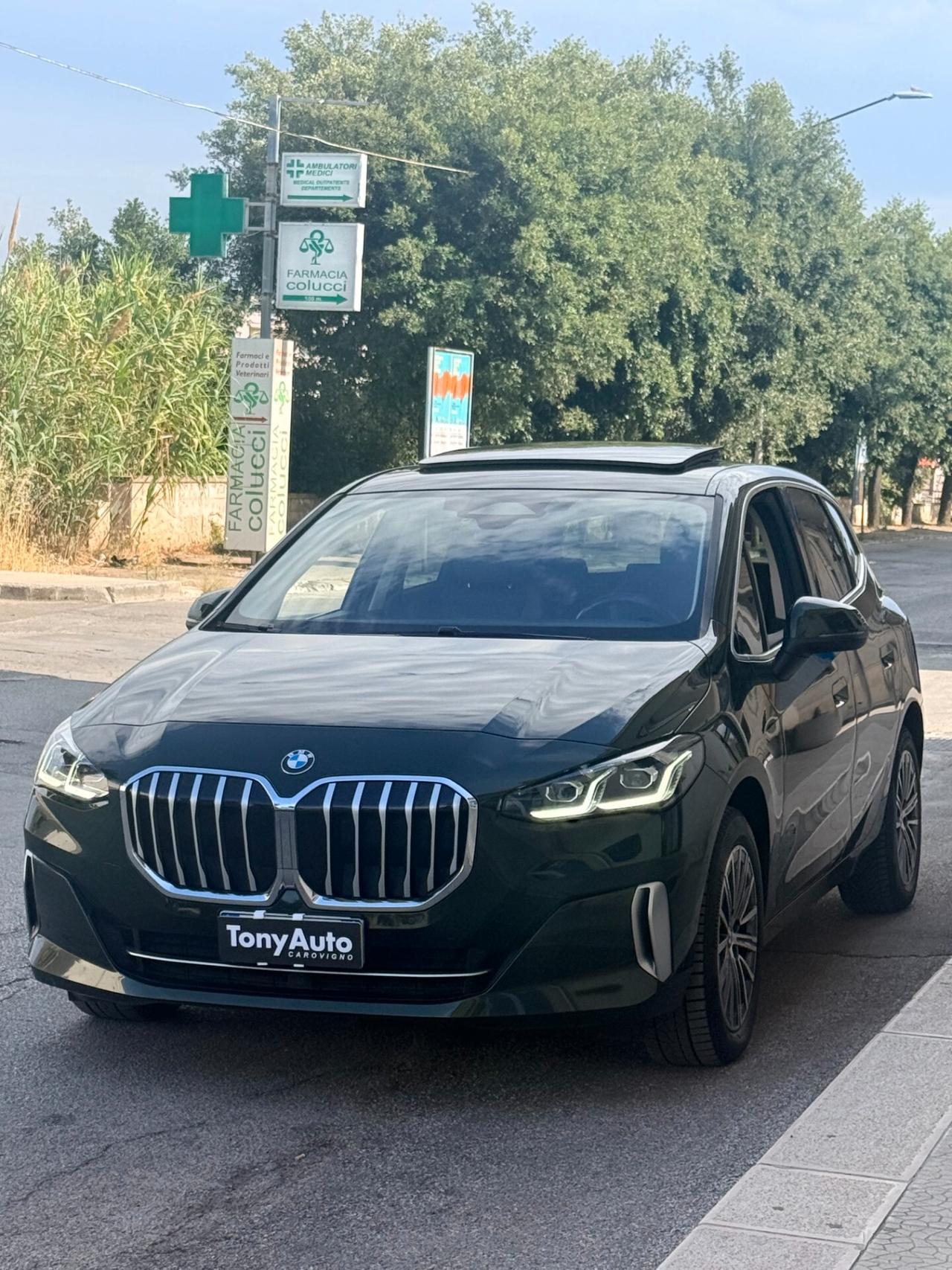 Bmw 218d Active Tourer Luxury auto TETTO APRIBILE,TETTO PANORAMICO,APPLE CARPLAY,LUCI SOFFUSE,TELECAMERA,NAVI