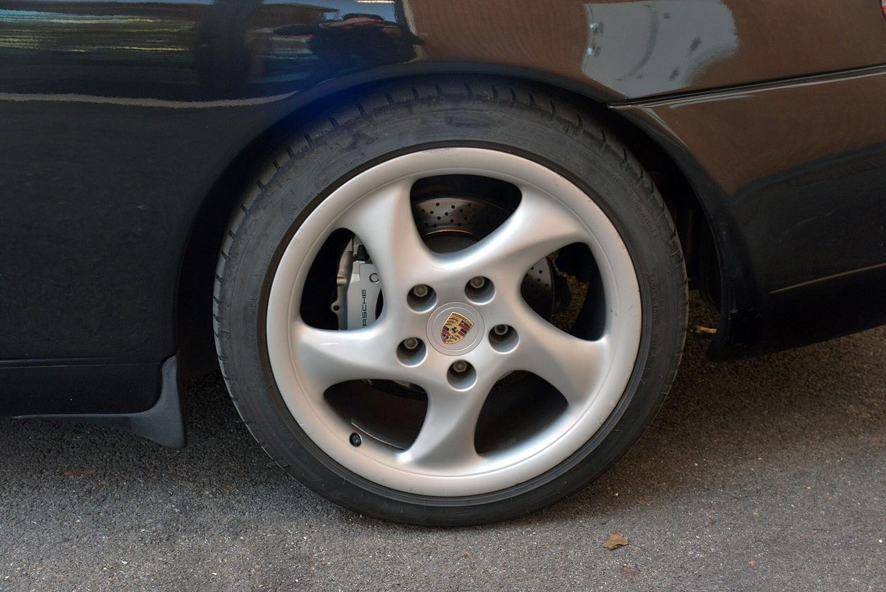 Porsche 911 Carrera 4 cat Coupé Tiptronic 996