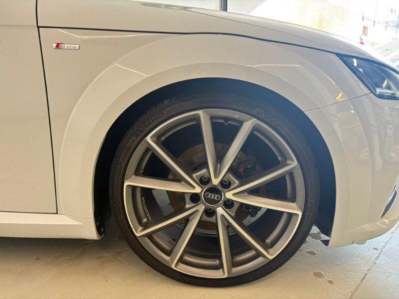 AUDI TT Coupé 2.0 TFSI quattro S tronic S line