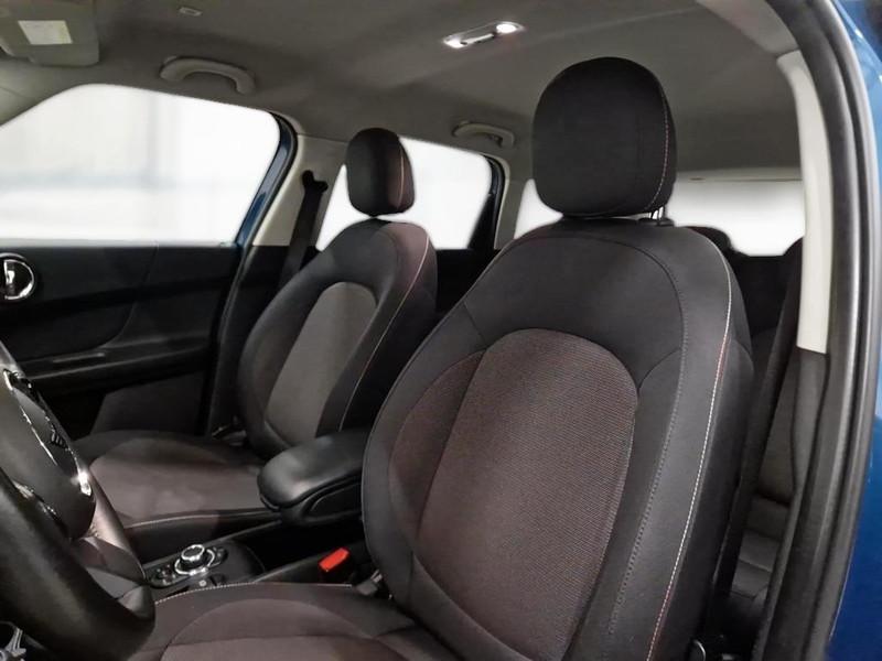 MINI COOPER D COUNTRYMAN BUSINESS AUTOMATICA 5 PORTE BERLINA