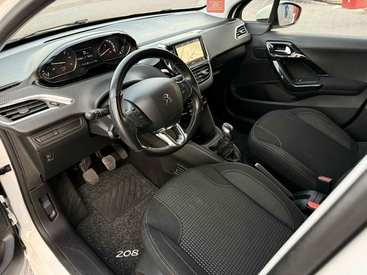 Peugeot 208 1.5 HDi 102 CV Stop&Start 5 porte Allure/OK NEOPATENTATI