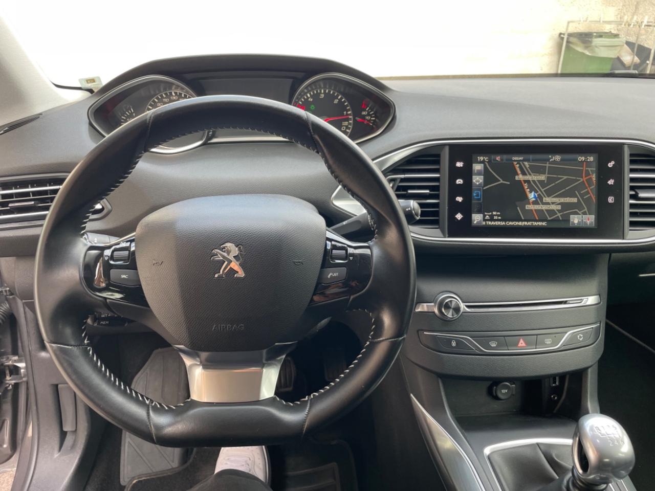 Peugeot 308 BlueHDi 120 S&S Allure Full dal nord Italia euro 6