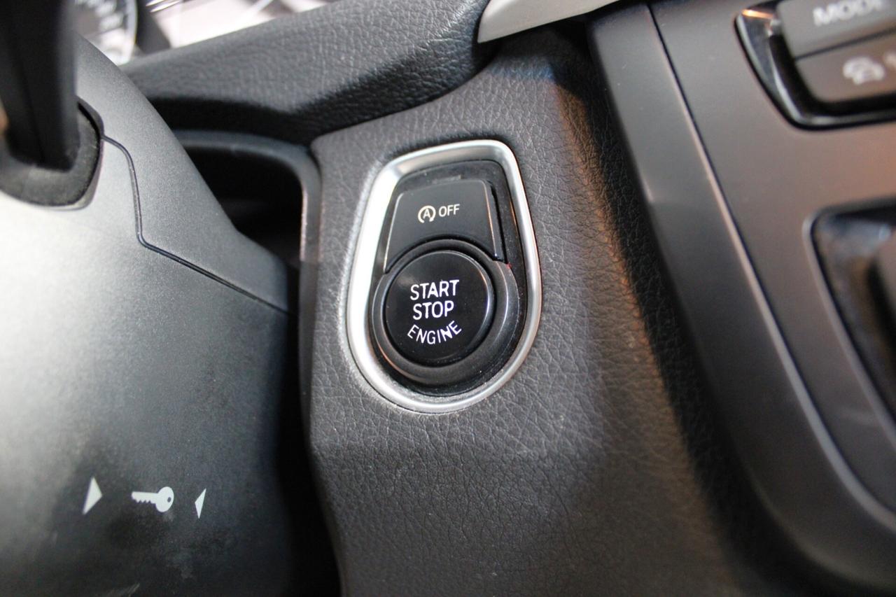 BMW 316D Touring 2.0 Business - 2015