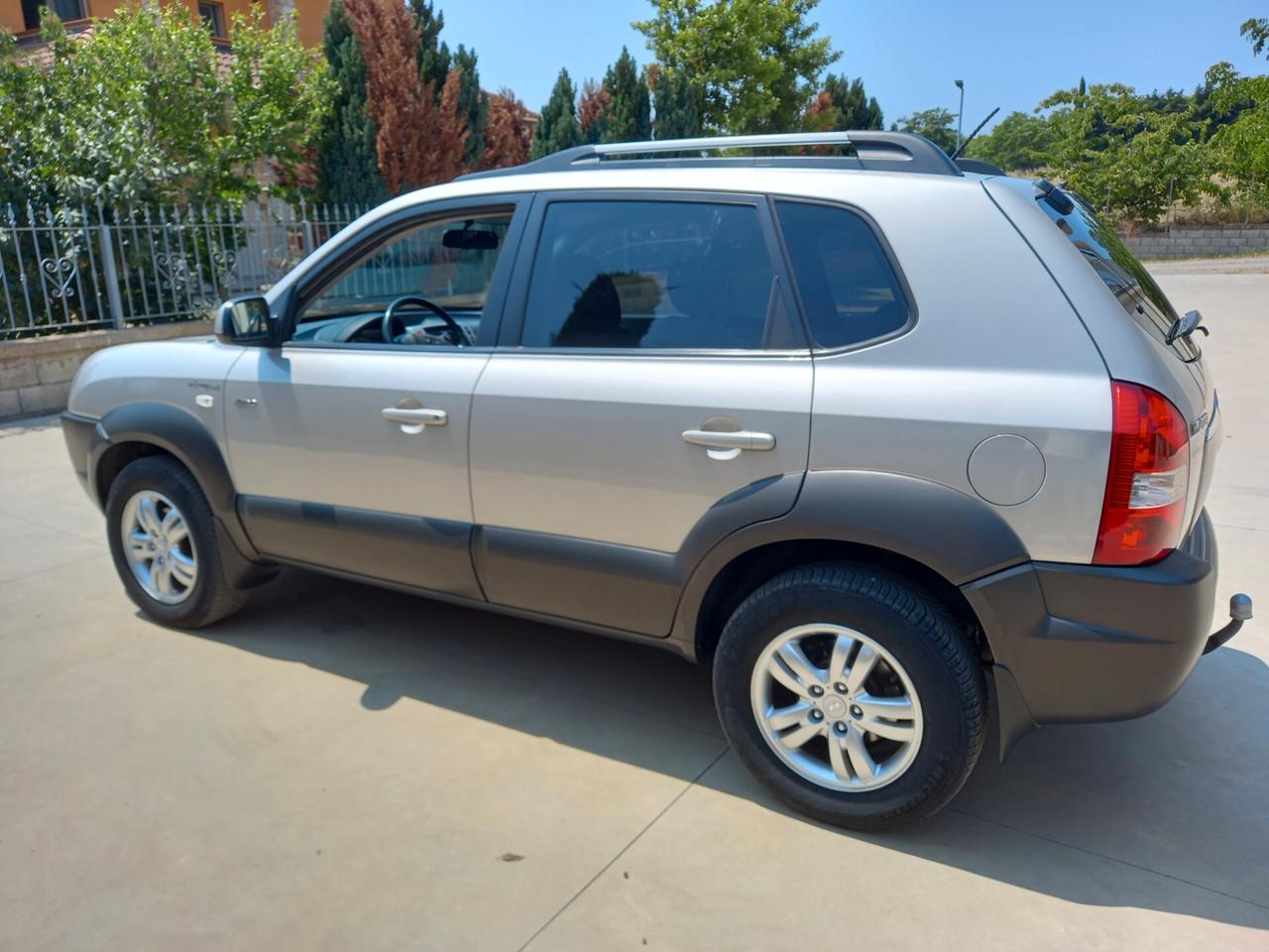 Hyundai Tucson 2.0 CRD 4x4 Dynamic solo 70000 km!!!