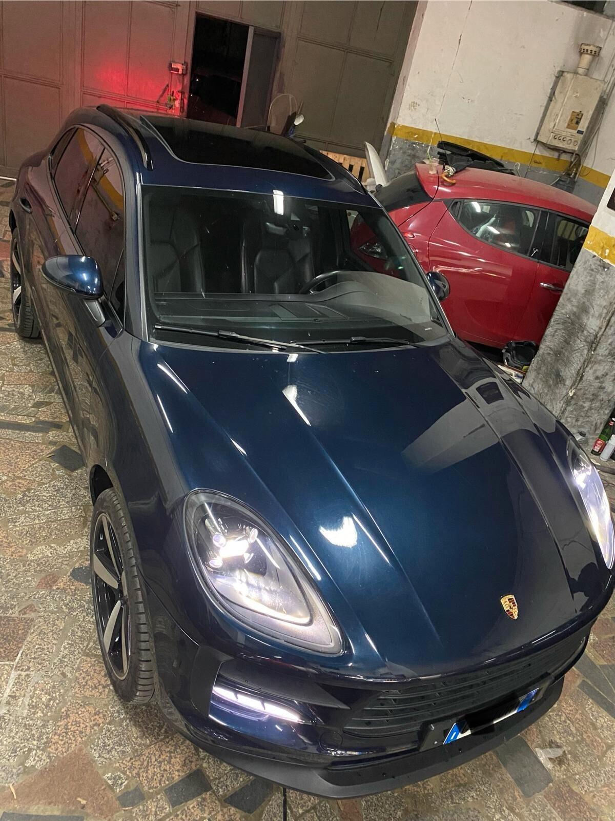 Porsche Macan 2.0 245 Cv Strafull