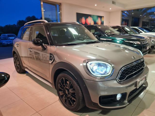 MINI - Countryman -SD 2.0 190CV Auto Led/Retrocamera/AmbientLight