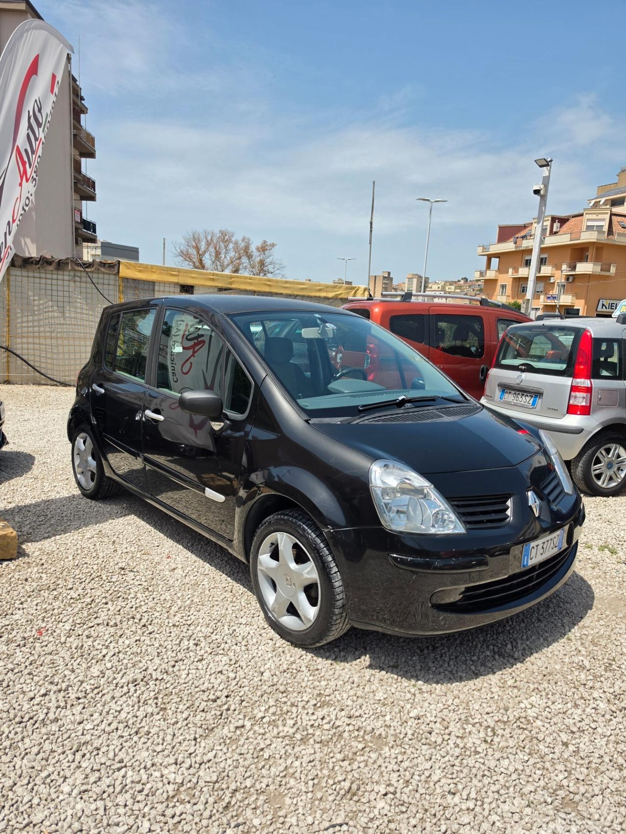 Renault Modus 1.5 dCi 85CV Confort Dynamique