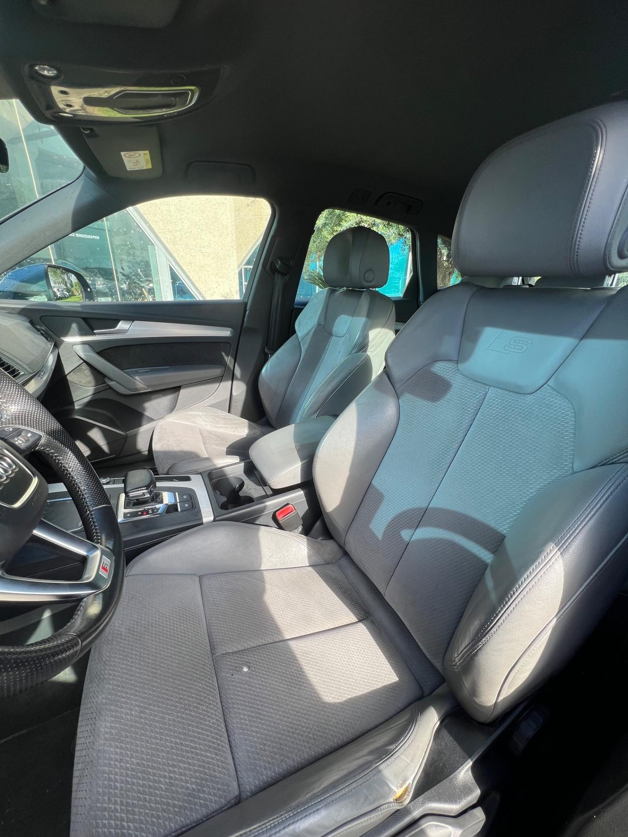 Audi Q5 2.0 TDI 190 CV quattro S tronic Business Sport