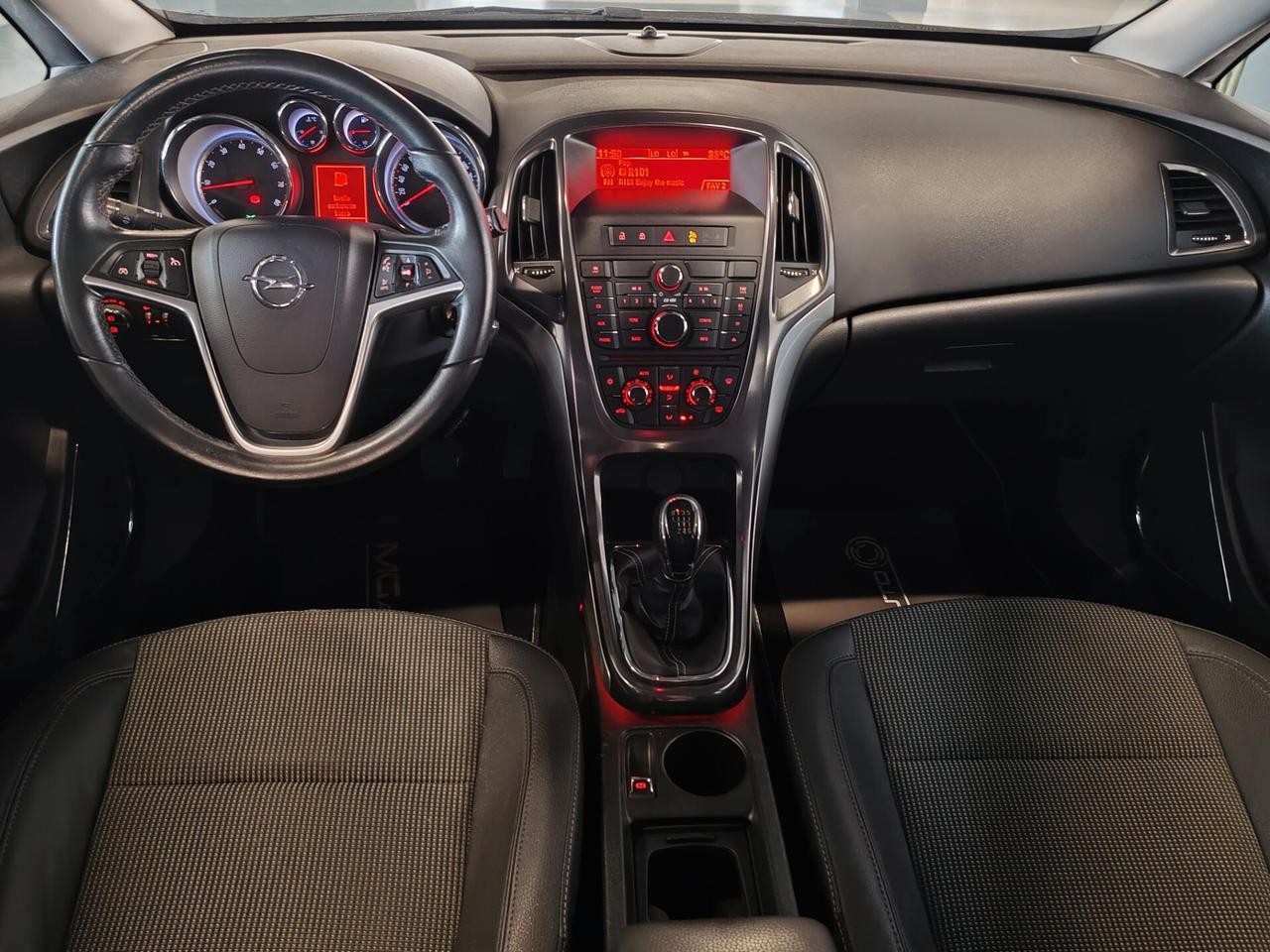 Opel Astra 1.4 Turbo 140CV 5 porte Cosmo