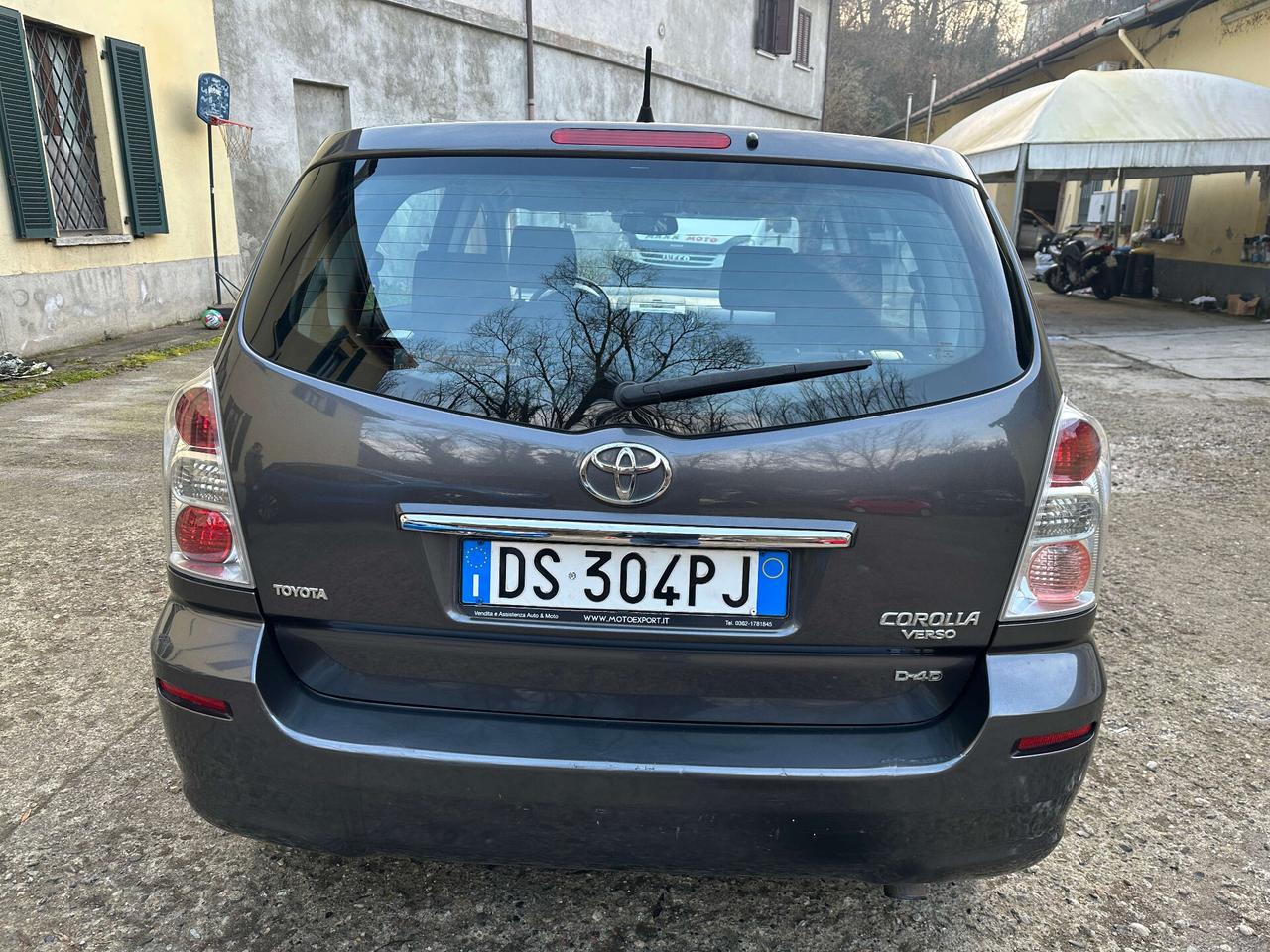 Toyota Corolla Verso 2.2 16V D-4D DPF Sol