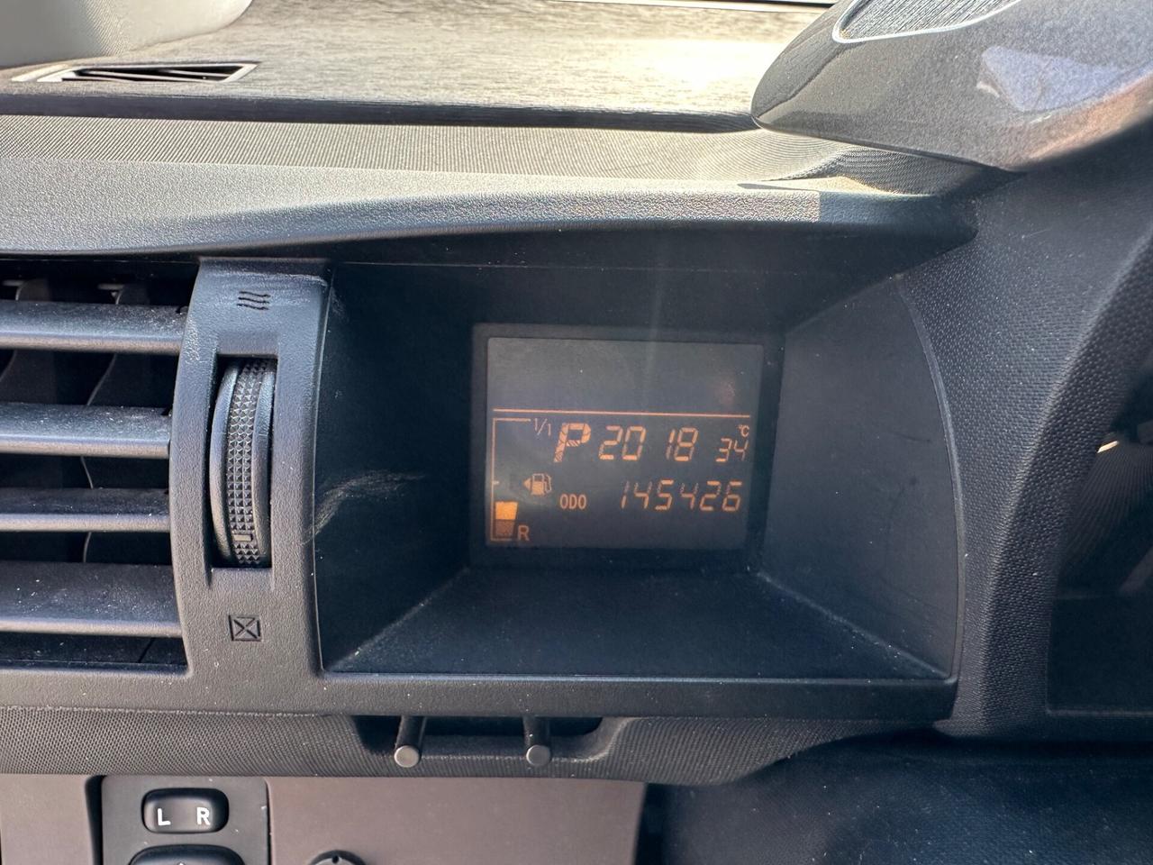 Toyota iQ 1.0