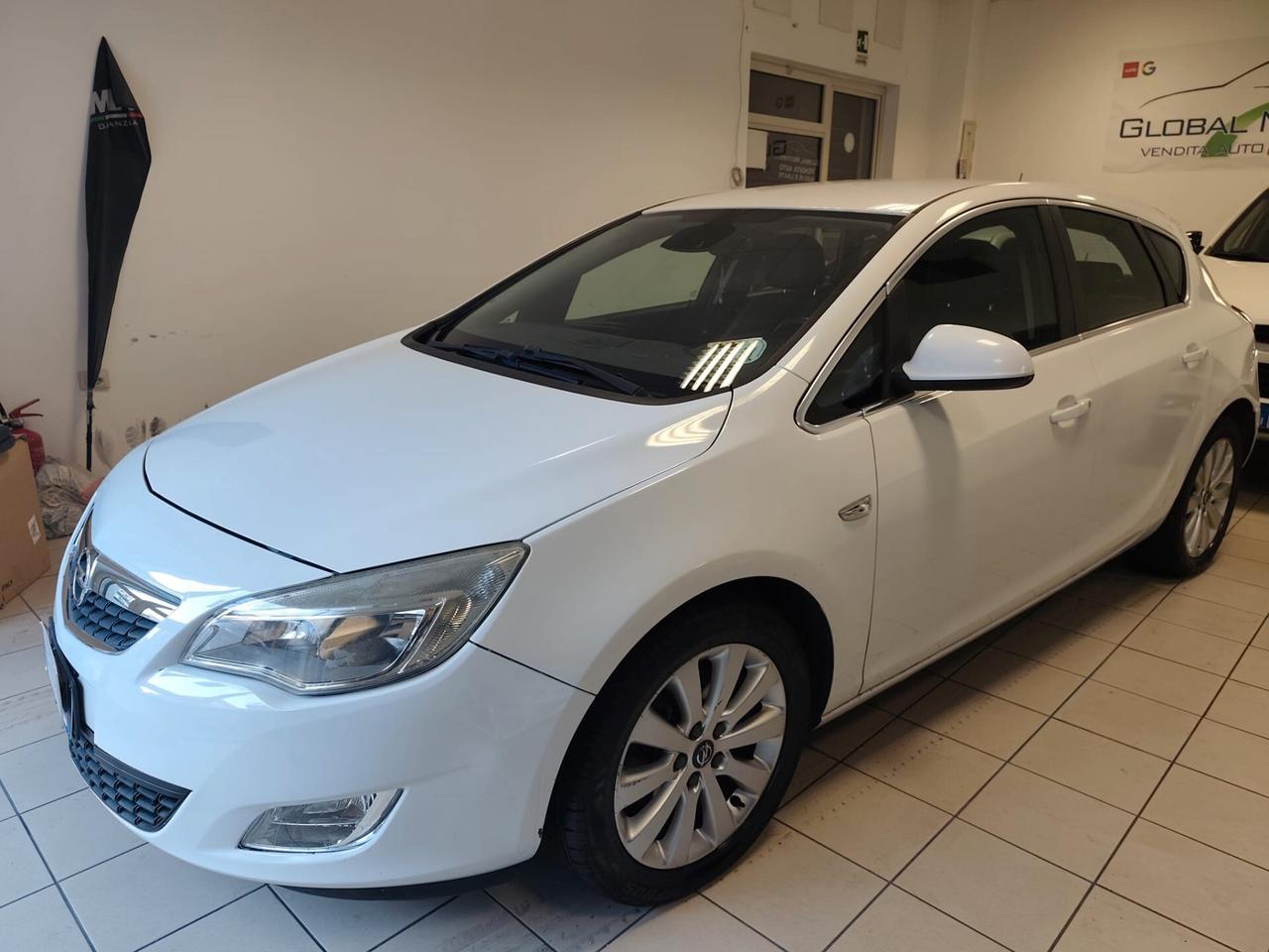 Opel Astra 1.7 CDTI 125CV 5 porte Cosmo