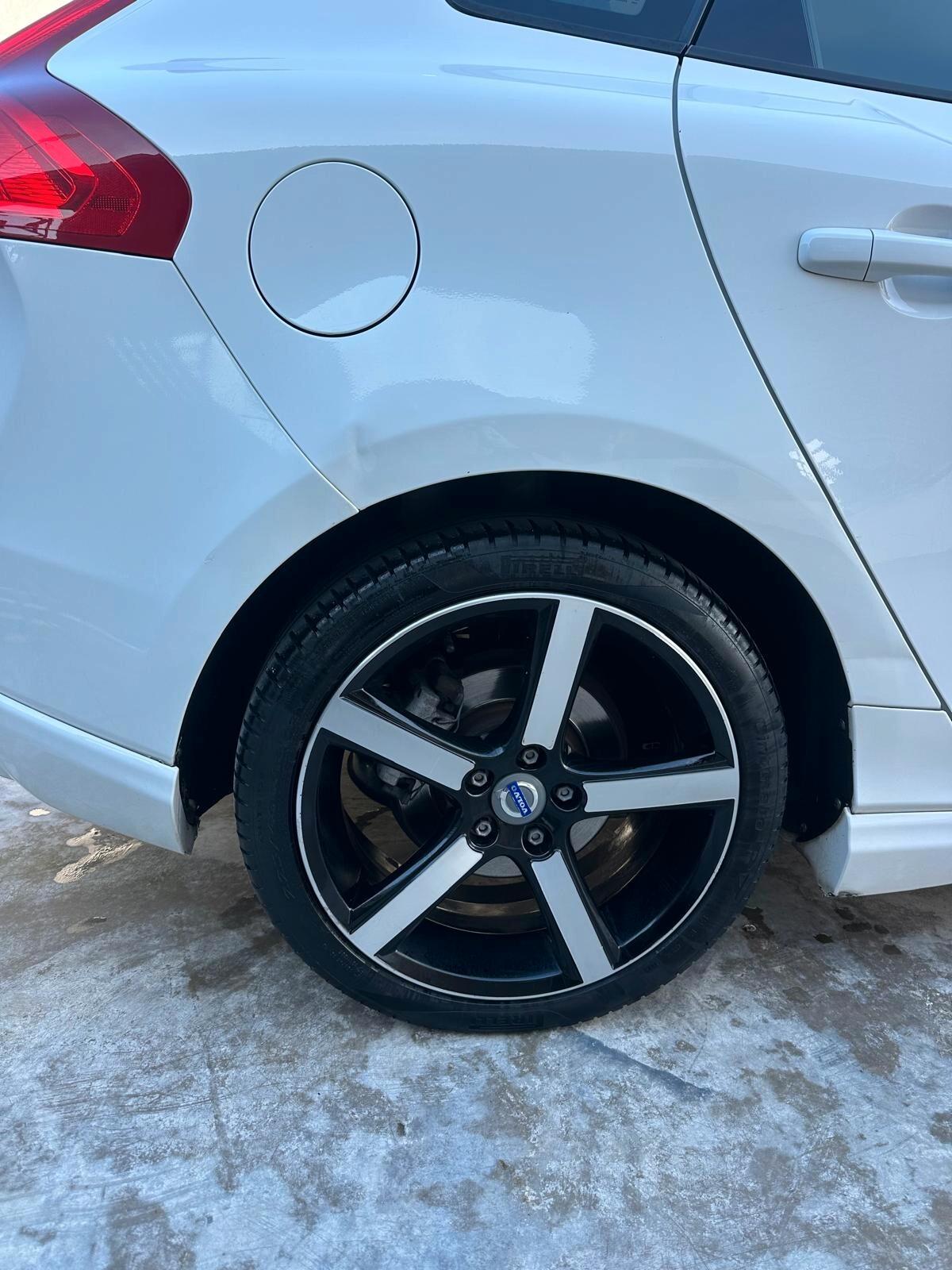 Volvo V40 D2 1.6 Summum