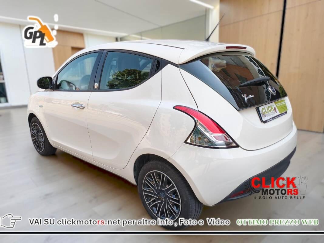 Lancia Ypsilon Ypsilon III 2013 1.2 8v Gold ecochic Gpl 69cv