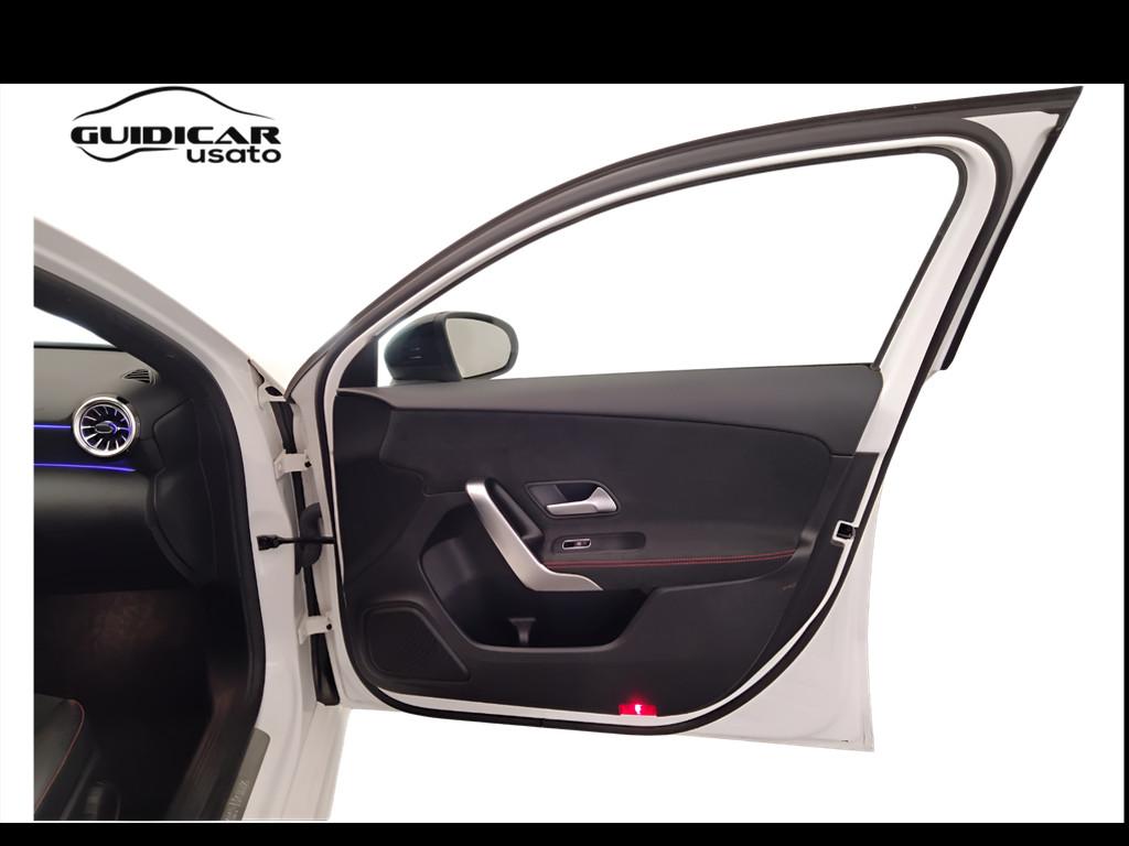 Mercedes-Benz Classe A - W177 2018 - A 250 e phev (eq-power) Premium auto