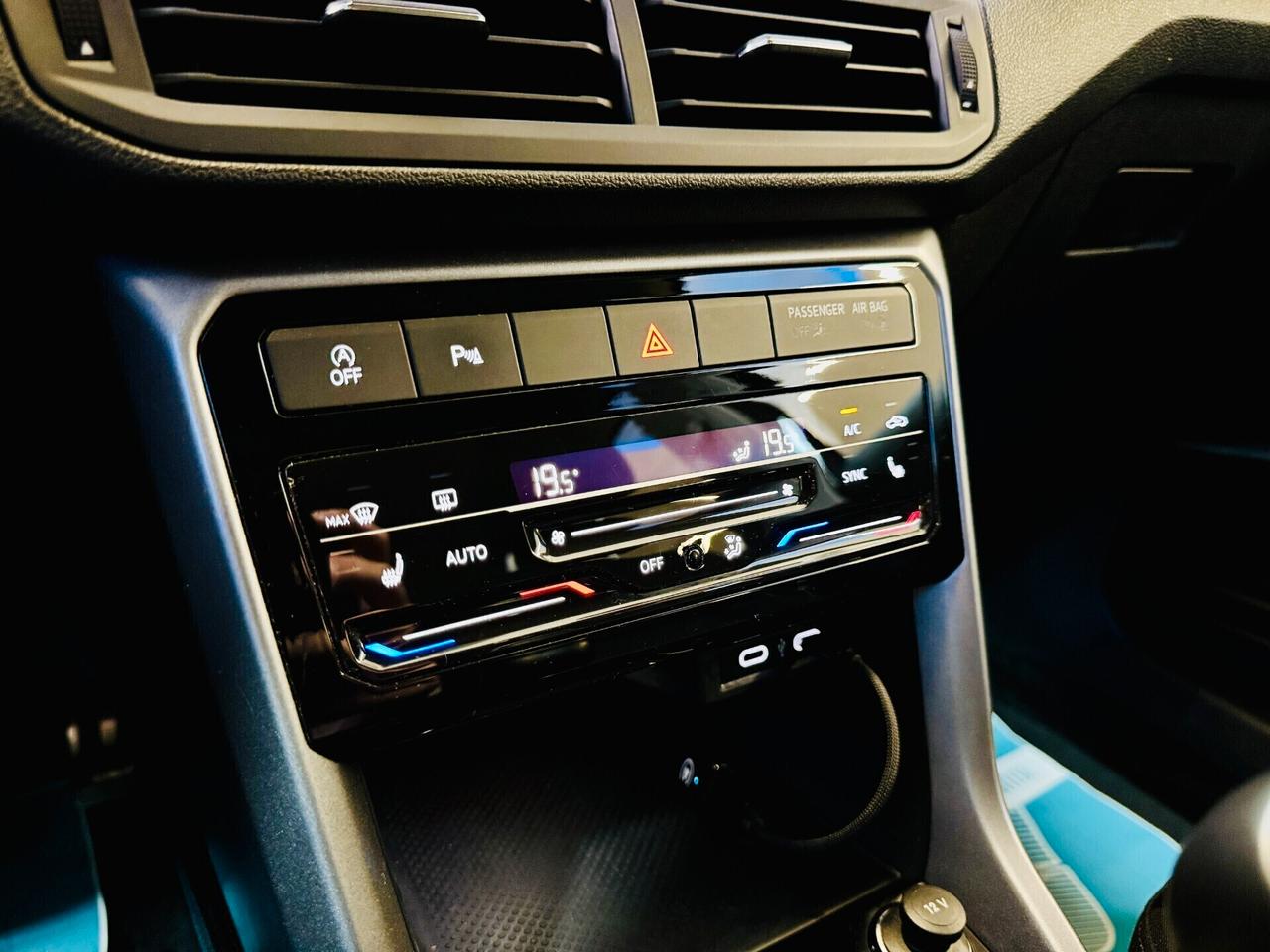 Volkswagen T-Cross 1.0 da 95 Cv CarPlay - R.Camera