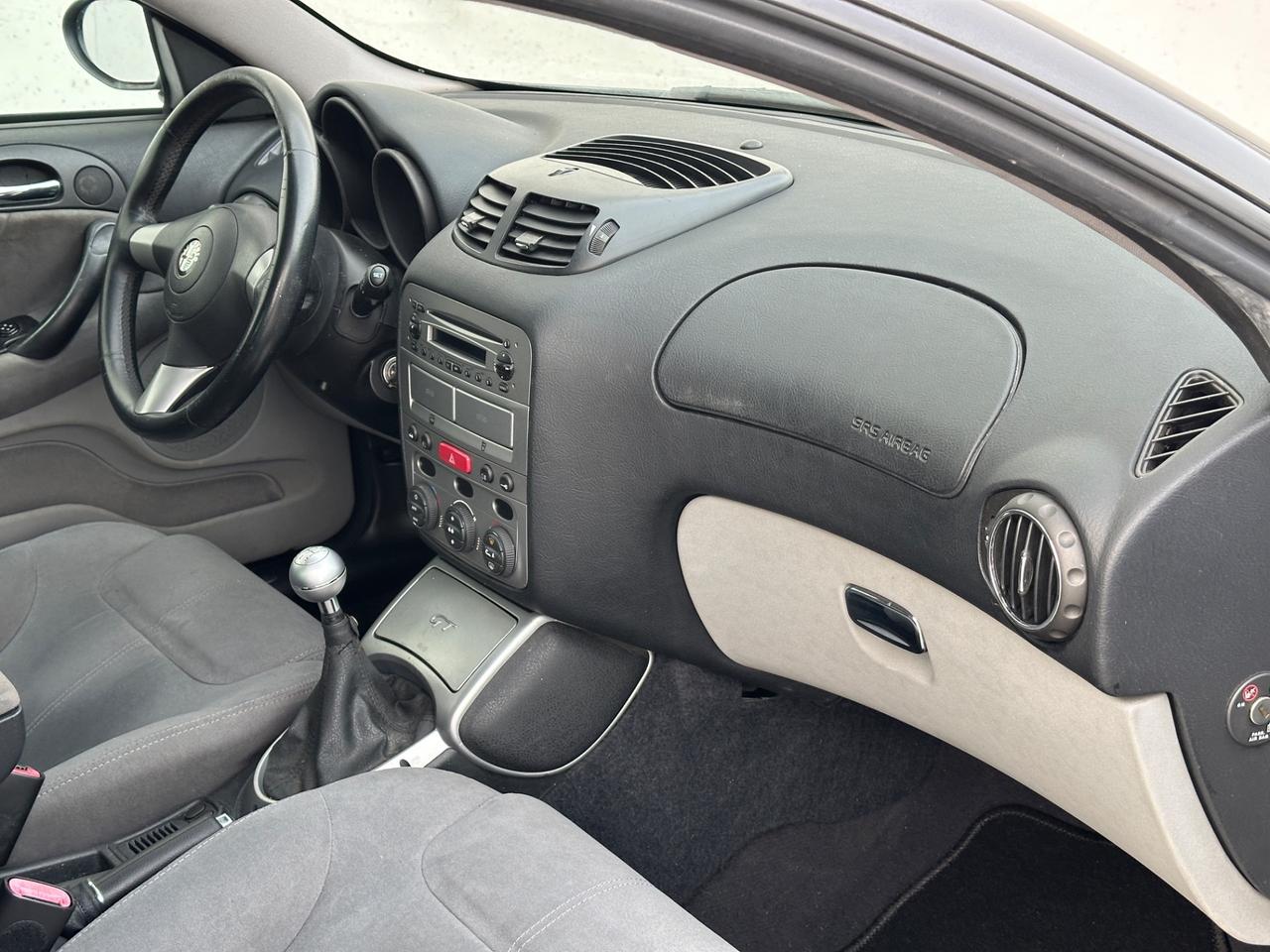 Alfa Romeo GT 1.8 16V TS