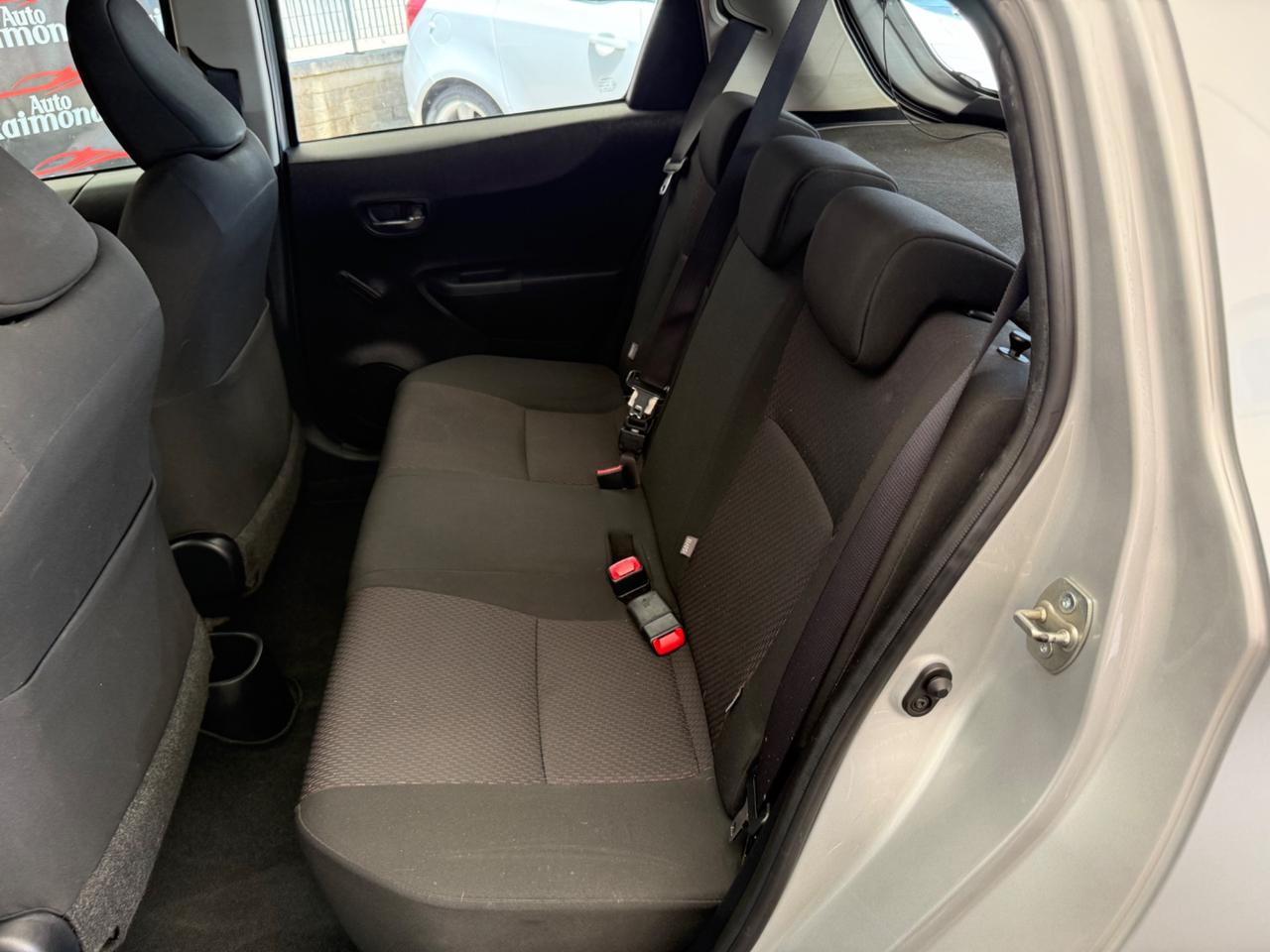 Toyota Yaris 1.3 5 porte