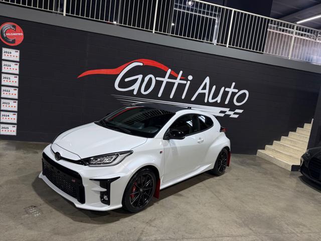 TOYOTA Yaris PRIMA VERNICE WHITE PERLA FULL STOCK