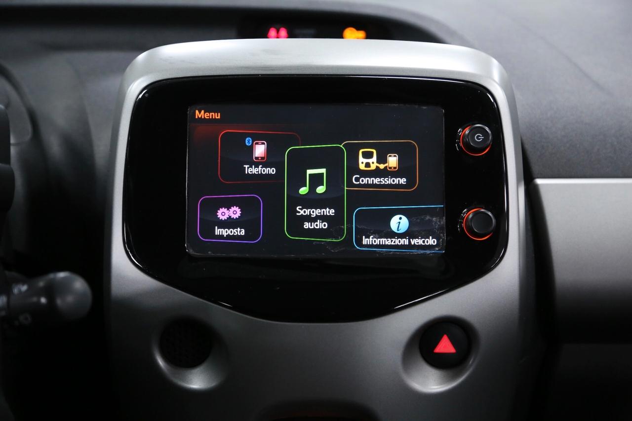 Toyota Aygo 1.0 VVT-i 69 cv x-play