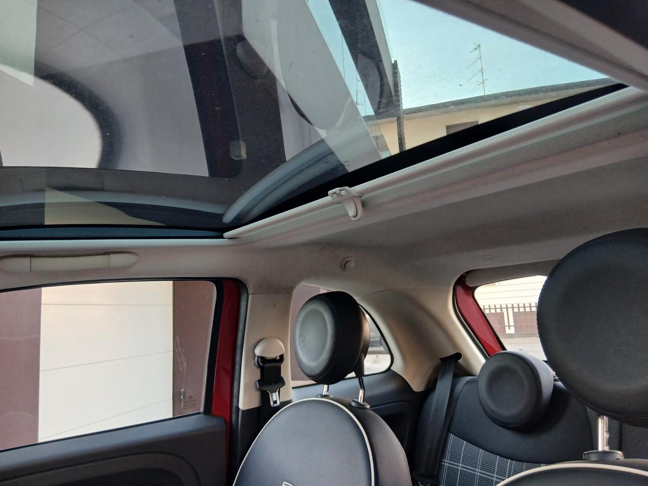 Fiat 500 1.2 Lounge tua a € 193 mese adatta per neo patentati