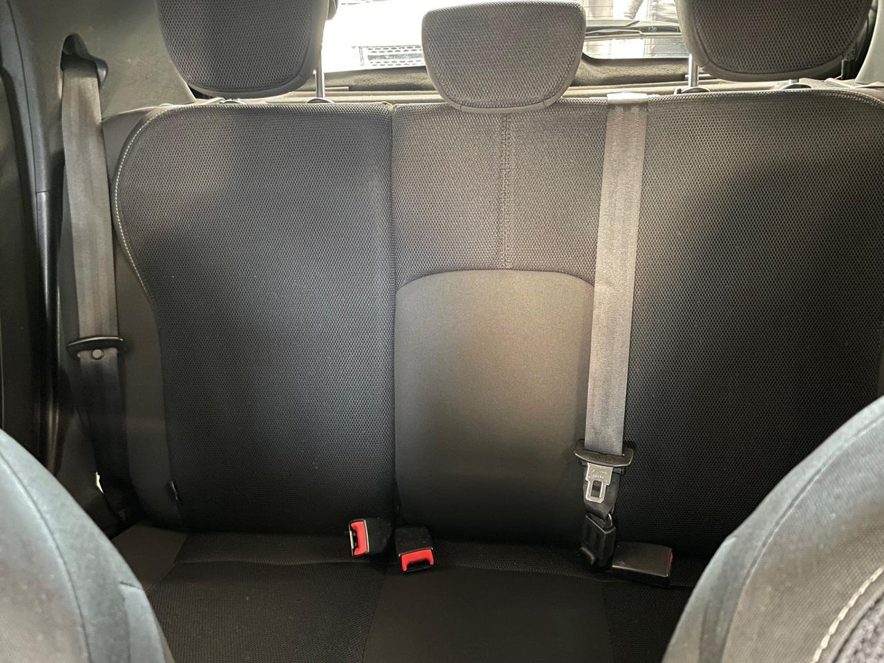 Lancia Ypsilon 1.2 69 CV 5 porte S Momodesign