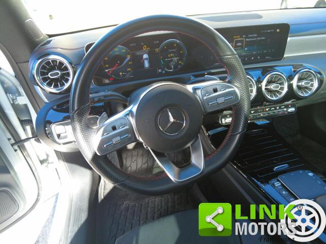 MERCEDES-BENZ CLA 220 d Automatic Shooting Brake Premium 4 matic