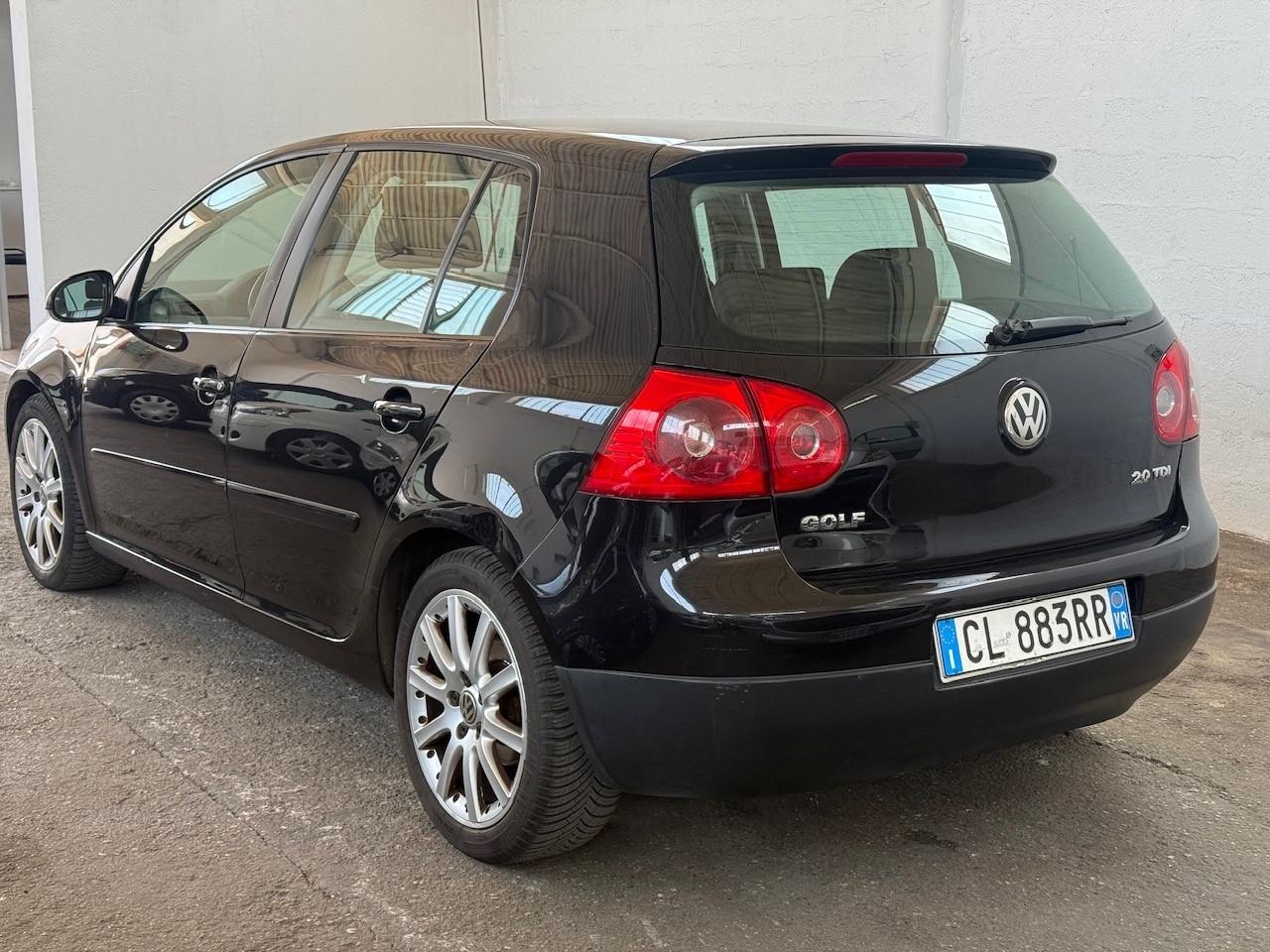 Volkswagen Golf 2.0 16V TDI 5p. Sportline