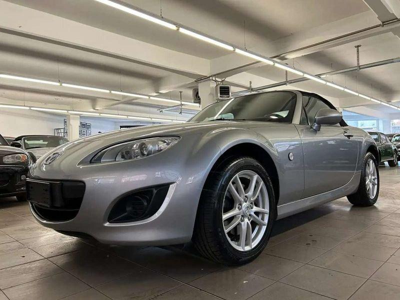 Mazda MX-5 Roadster 1.8L Wind