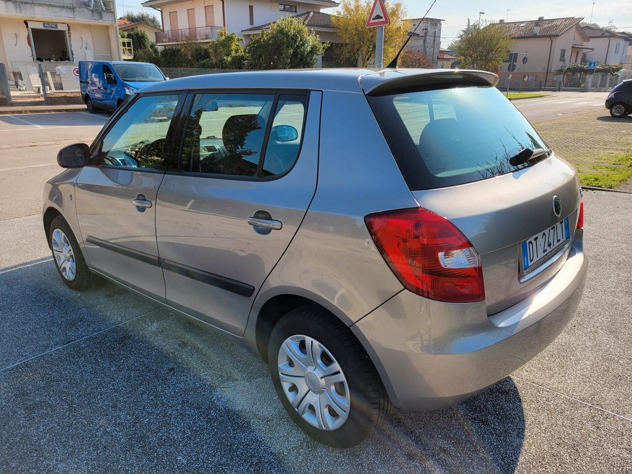 Skoda Fabia 1.2 Benz 12V 70CV 5p. NEOPATENTATI