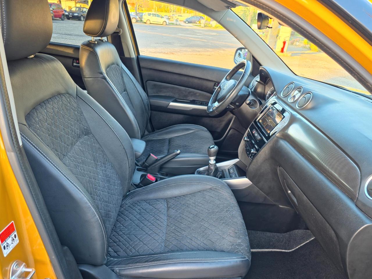 Suzuki Vitara 1.4 Hybrid Top CV-129 2020-E6 Manuale