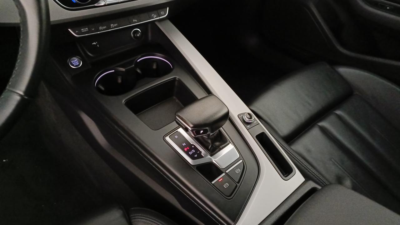 AUDI A4 V 2019 Allroad Quattro - A4 V 2019 Allroad Quattro - A4 Allroad 40 2.0 tdi mhev Ident