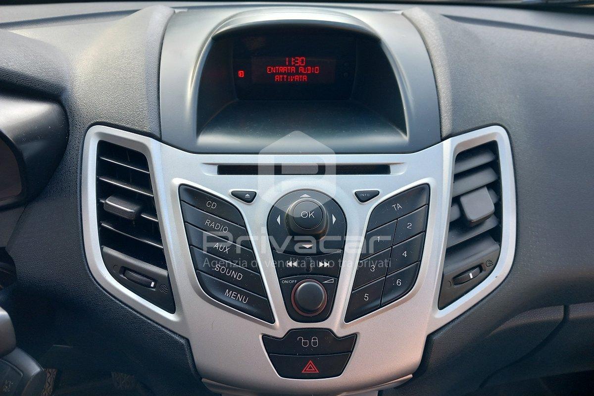 FORD Fiesta 1.4 3 porte Bz.- GPL Titanium