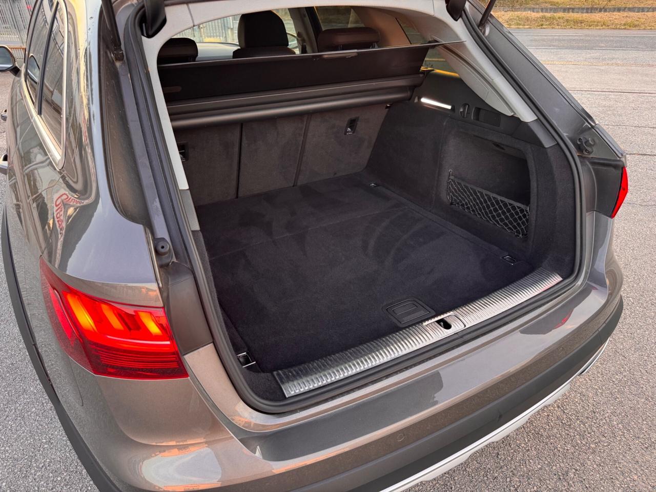 Audi A4 allroad 40 TDI 204 CV S tronic Quattro IDENTITY CONTRAST