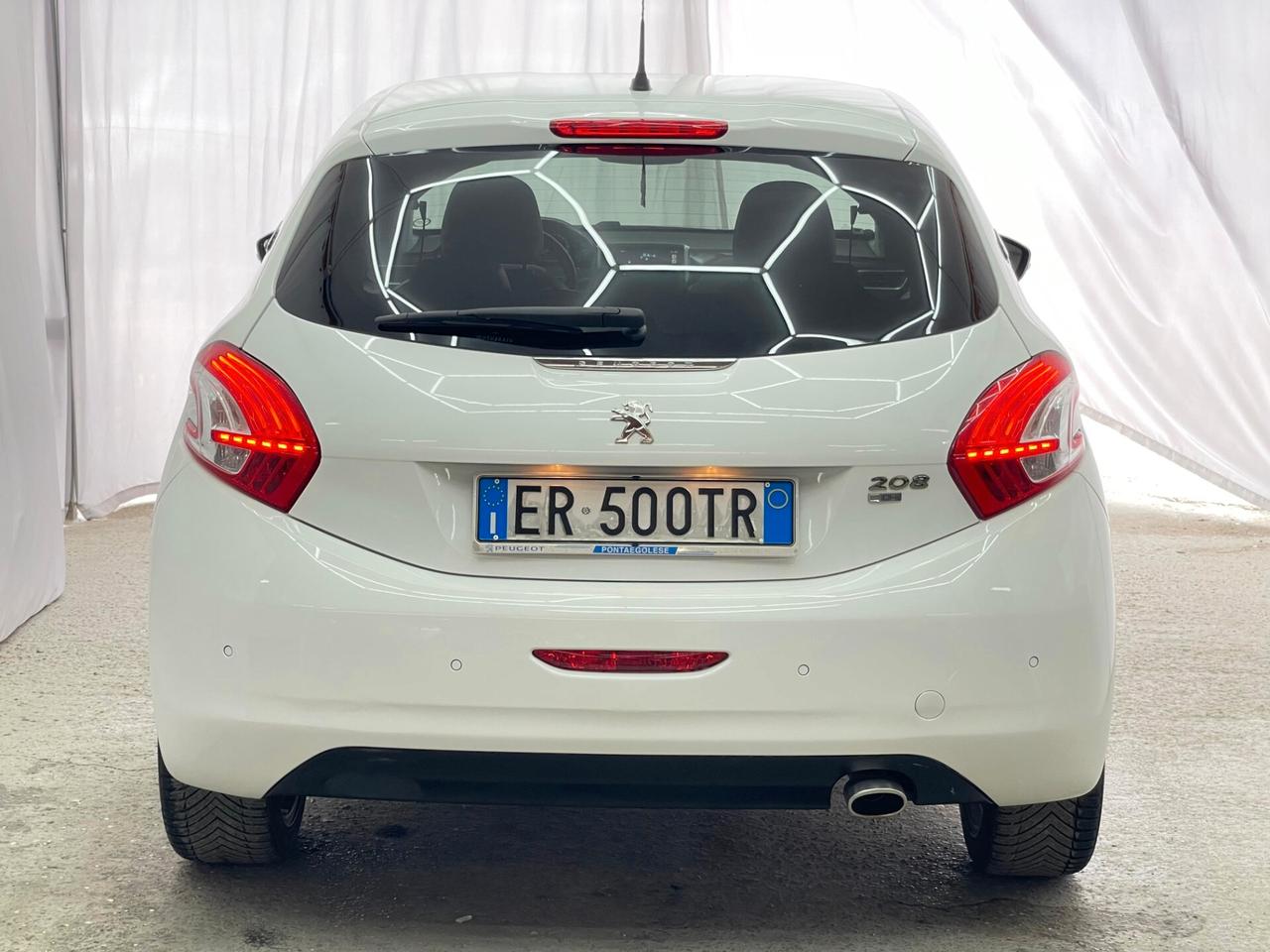 Peugeot 208 1.6 e-HDi 92 CV Stop&Start 3 porte Allure FINANZIABILE SENZA BUSTA PRONTA CONSEGNA