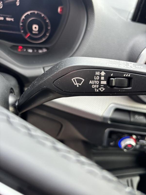 Audi Q2 35 1.5 tfsi S line edition s-tronic NAVI-LED-CAM-18"