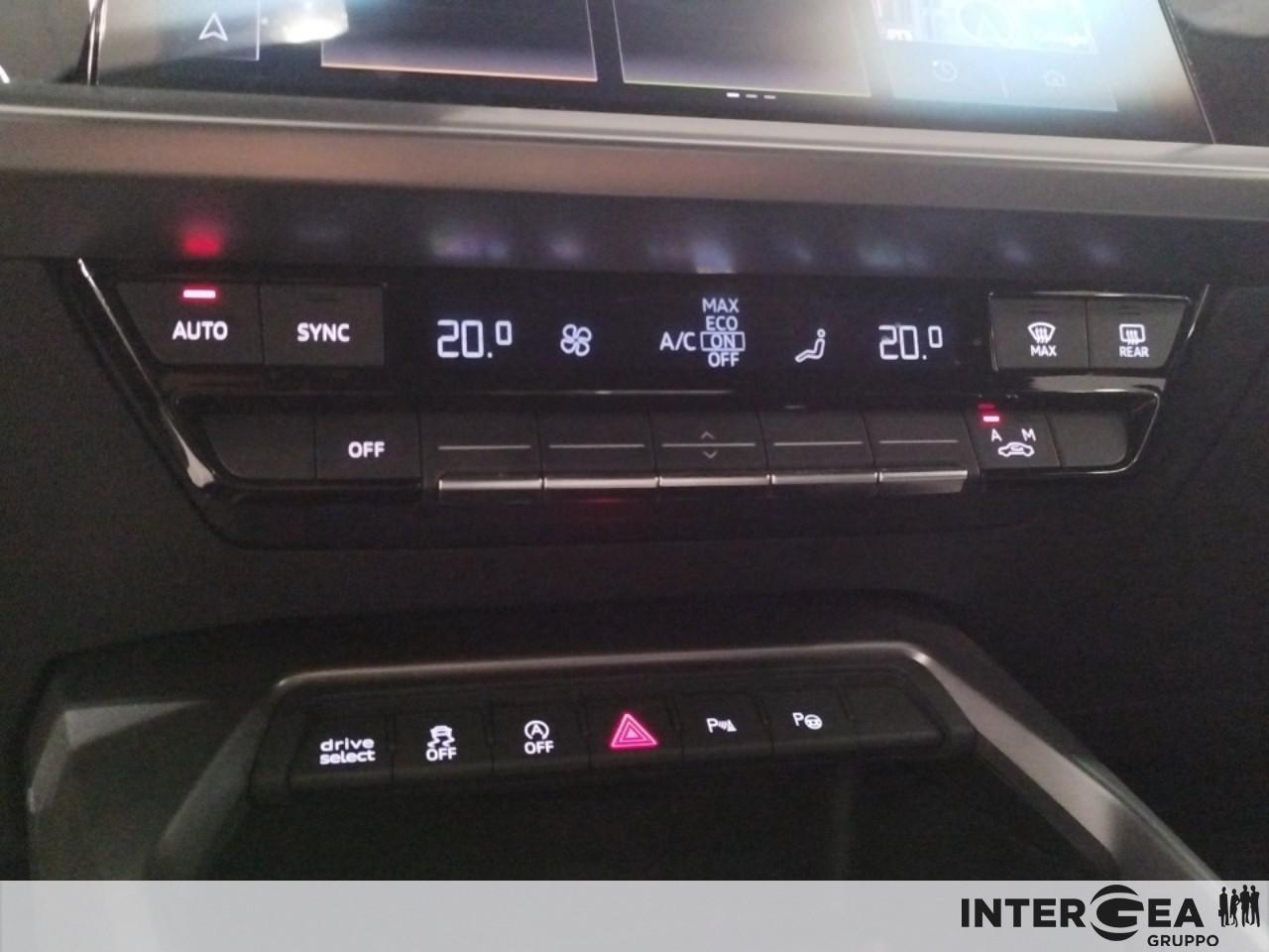 AUDI A3 Sportback 30 2.0 tdi S line edition s-tronic