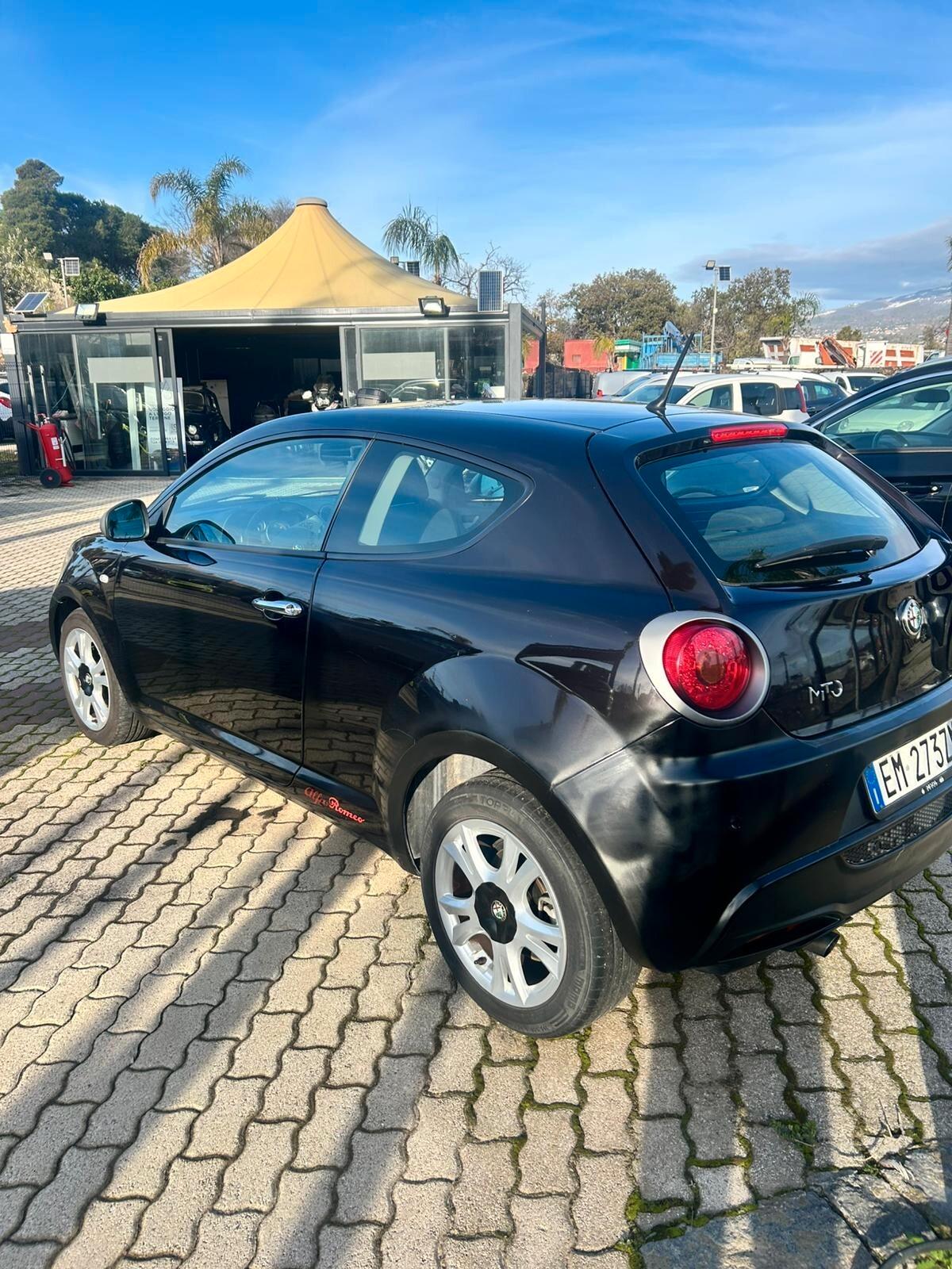 Alfa Romeo MiTo 1.3 JTDm-2 95 CV S&S Distinctive Sport Pack