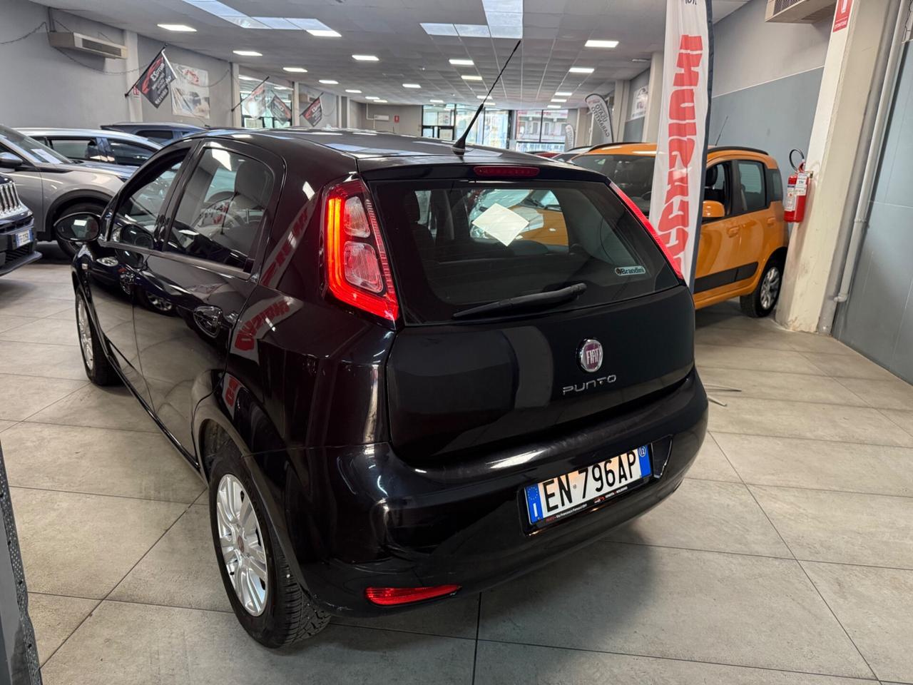 Fiat Punto 1.2 8V 5 porte Lounge 69CV Ok Neopatentati