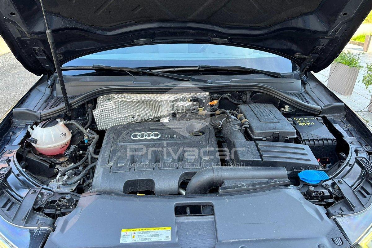 AUDI Q3 2.0 TDI quattro Business