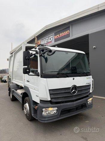 Mercedes compattatore