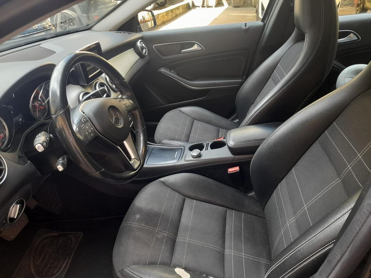 Mercedes-Benz GLA 220 Sport GLA 220 CDI #11074