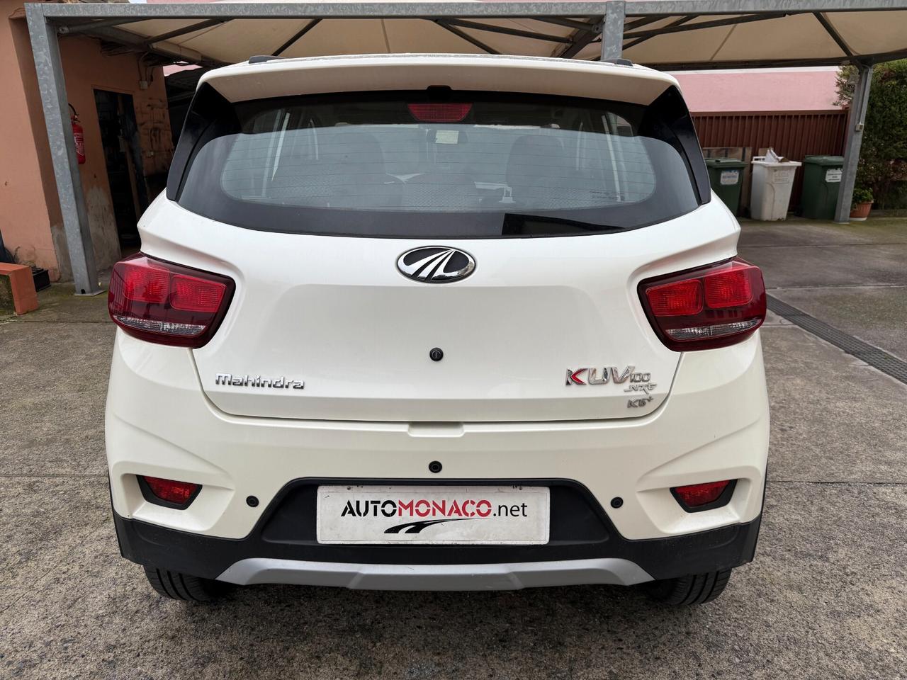 Mahindra KUV100 1.2 VVT K6