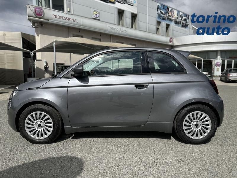 FIAT 500 Action Berlina