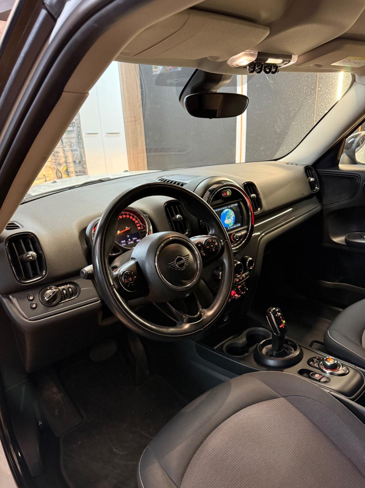 Mini Cooper D Countryman 2.0