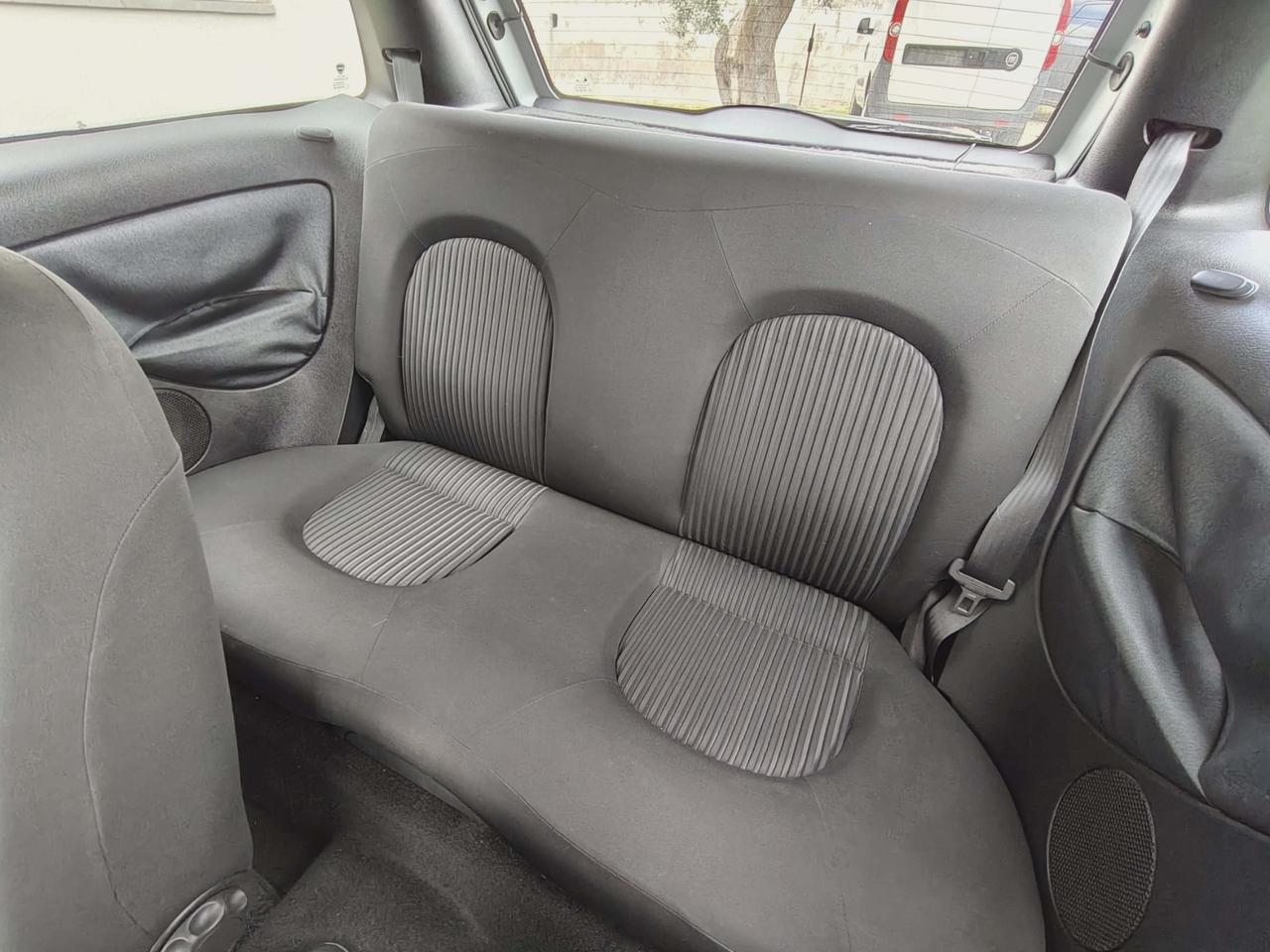 Lancia Ypsilon 1.4 16V Platino - 2010