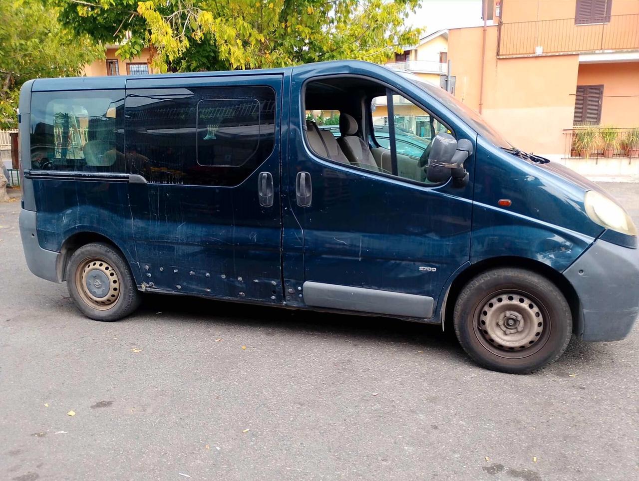 Opel Vivaro 27 1.9 DI PC-TN Combi