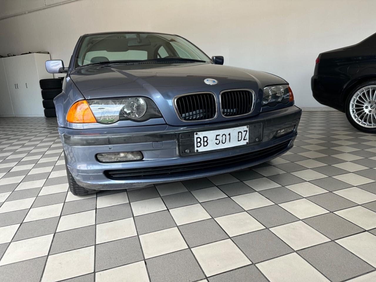 Bmw 318i cat 4 porte UNICO PRORIETARIO