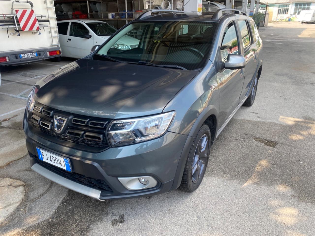 Dacia Logan MCV 1.5 dCi 8V 90CV Start&Stop Serie Speciale Brave